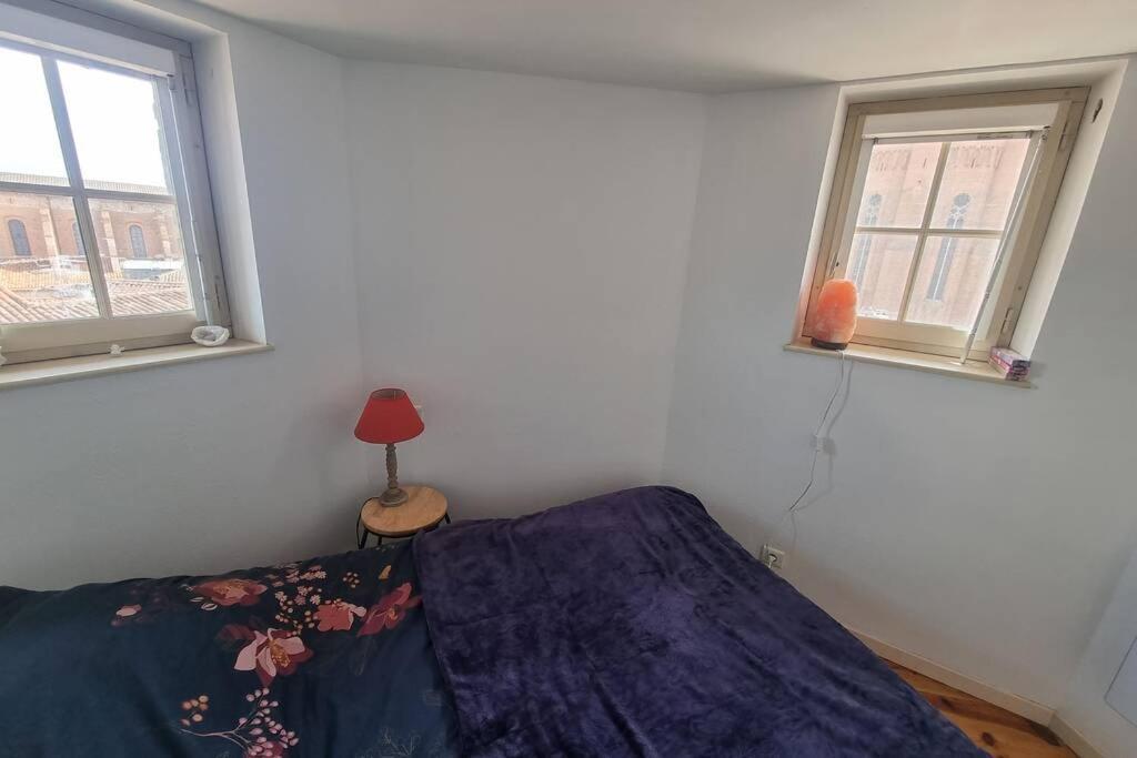 Appartement Exceptionnel 4 Etoiles Hyper Centre Albi 65 M2 Au 4Eme Etage Sans Ascenseur Avec Une Tour Du 12Eme Siecle Exteriör bild