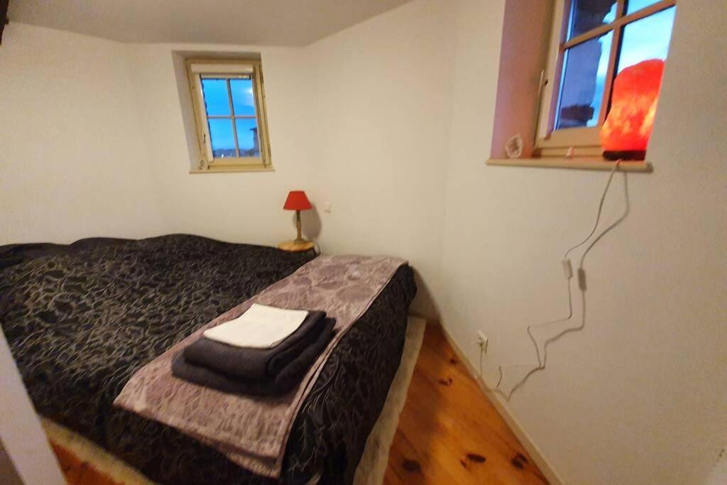 Appartement Exceptionnel 4 Etoiles Hyper Centre Albi 65 M2 Au 4Eme Etage Sans Ascenseur Avec Une Tour Du 12Eme Siecle Exteriör bild